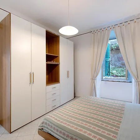 La Finestra Sul Mare Apartment